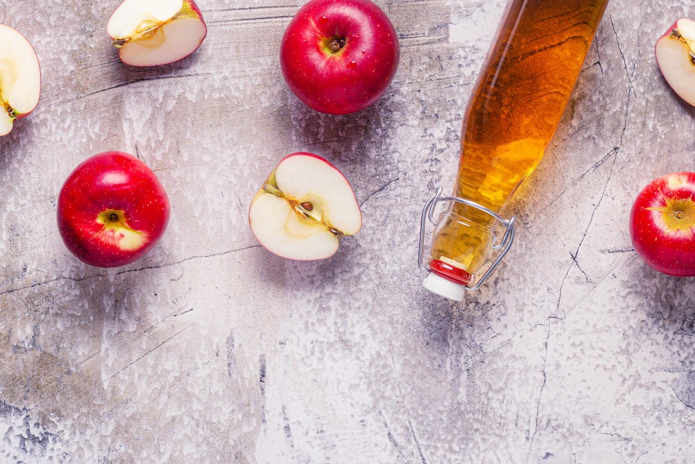 Vinaigre de cidre de pomme - l'élixir de la santé, de la beauté et de la silhouette mince
